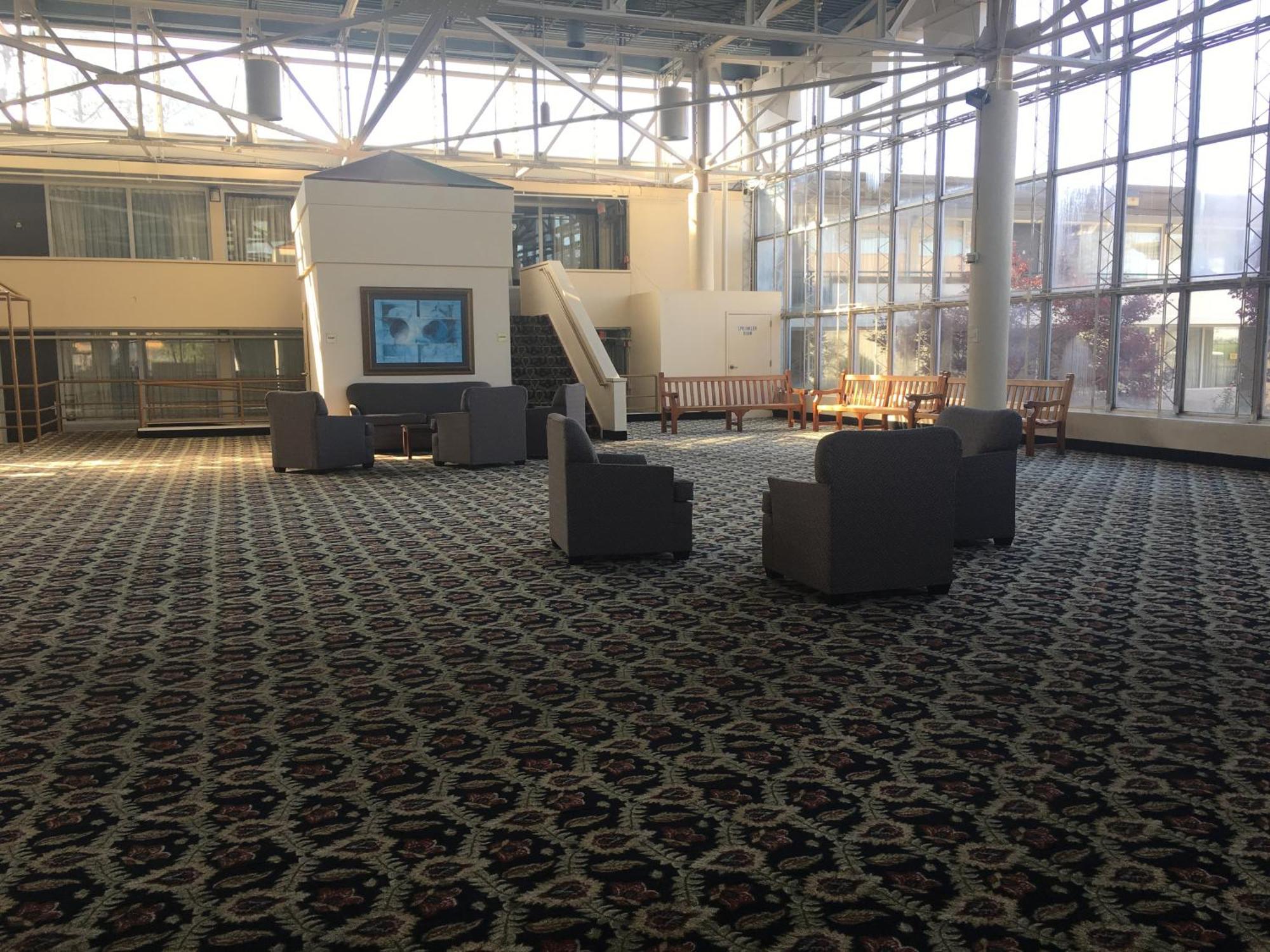 Days Inn By Wyndham Montgomery Near Aum מראה חיצוני תמונה